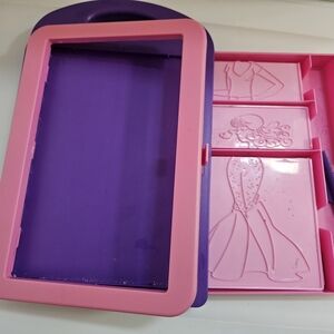 Melissa & Doug Fashion Design Activity Kit W/9 Textured Plates & Storage Case